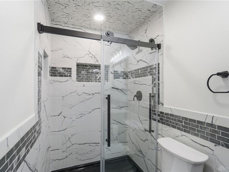 1039 Independence Drive, Kettering, OH 45429 Photo 22