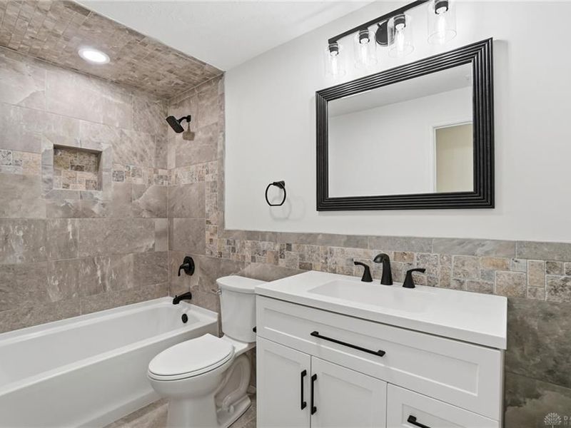 1039 Independence Drive, Kettering, OH 45429 Photo 26