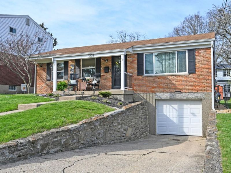 3228 Deborah Lane, Green Township, OH 45239 Photo 2