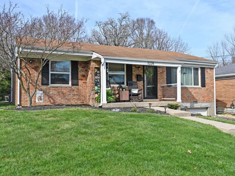 3228 Deborah Lane, Green Township, OH 45239 Photo 3