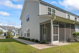 301 Castle Dr.  photo 4