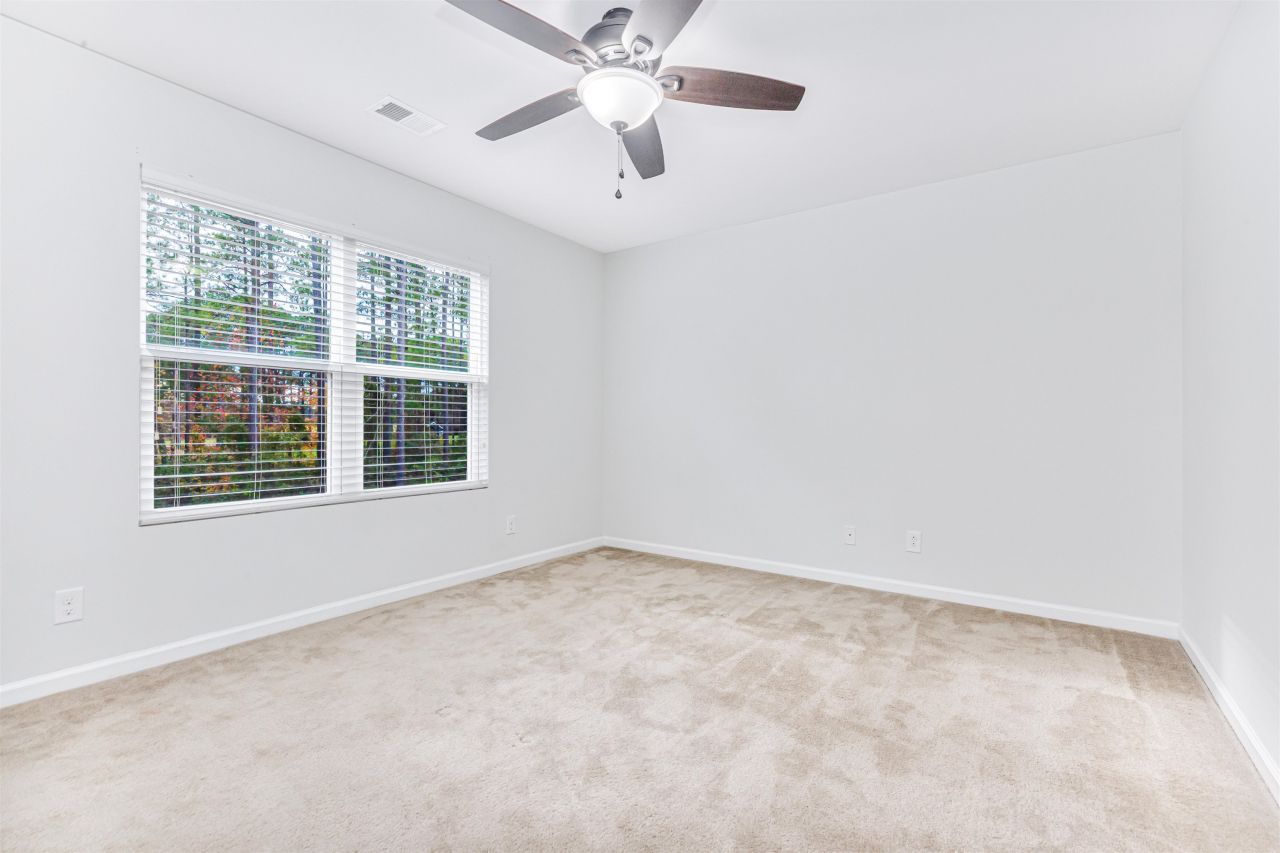 301 Castle Dr.  Photo 26