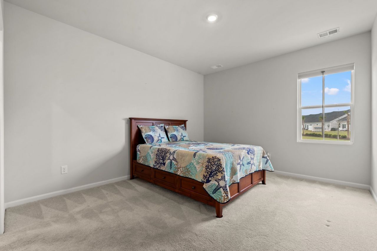 8037 Forest Edge Dr. Photo 13