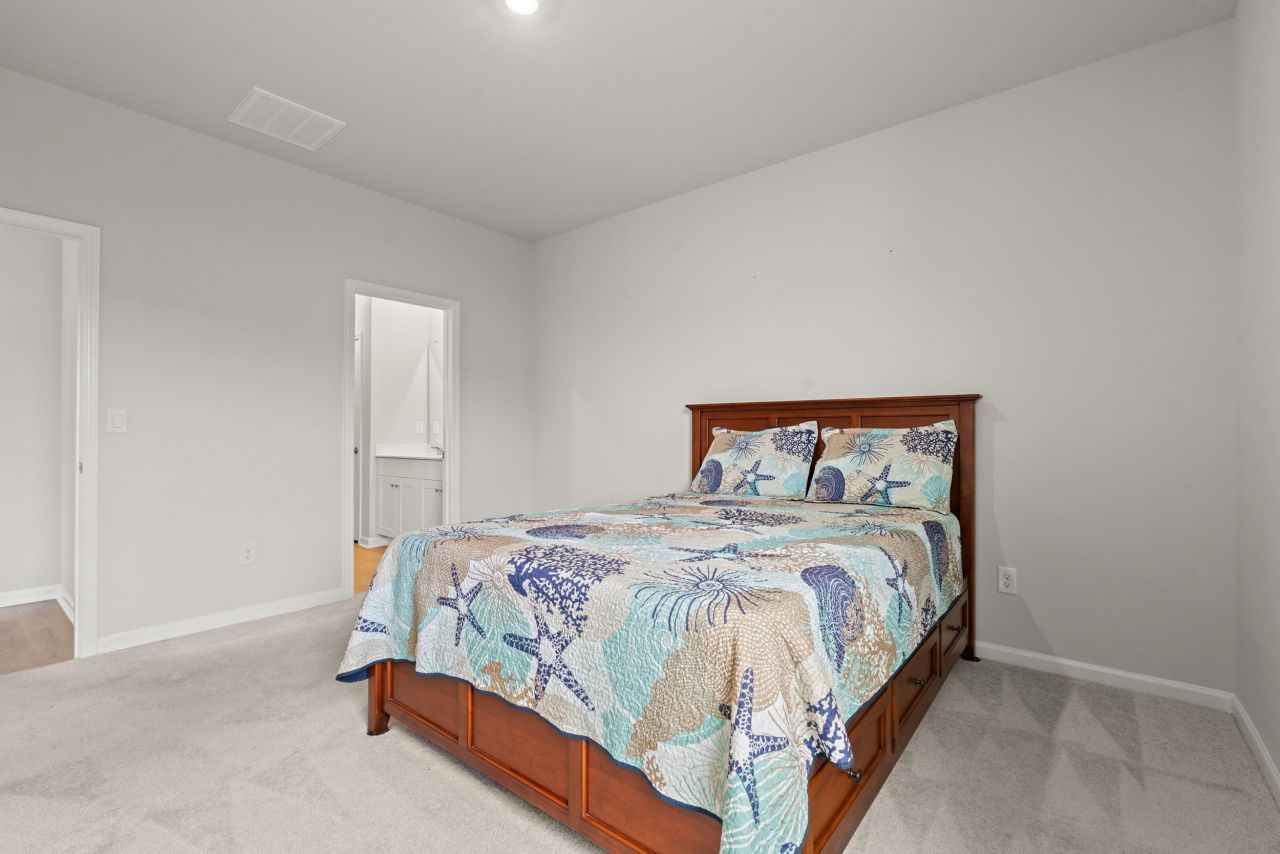 8037 Forest Edge Dr. Photo 14