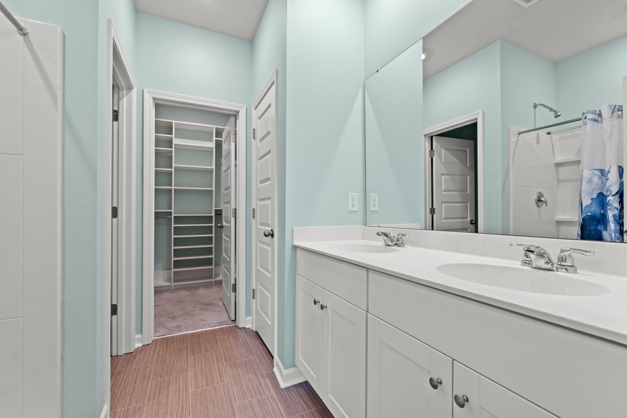 8037 Forest Edge Dr. Photo 15