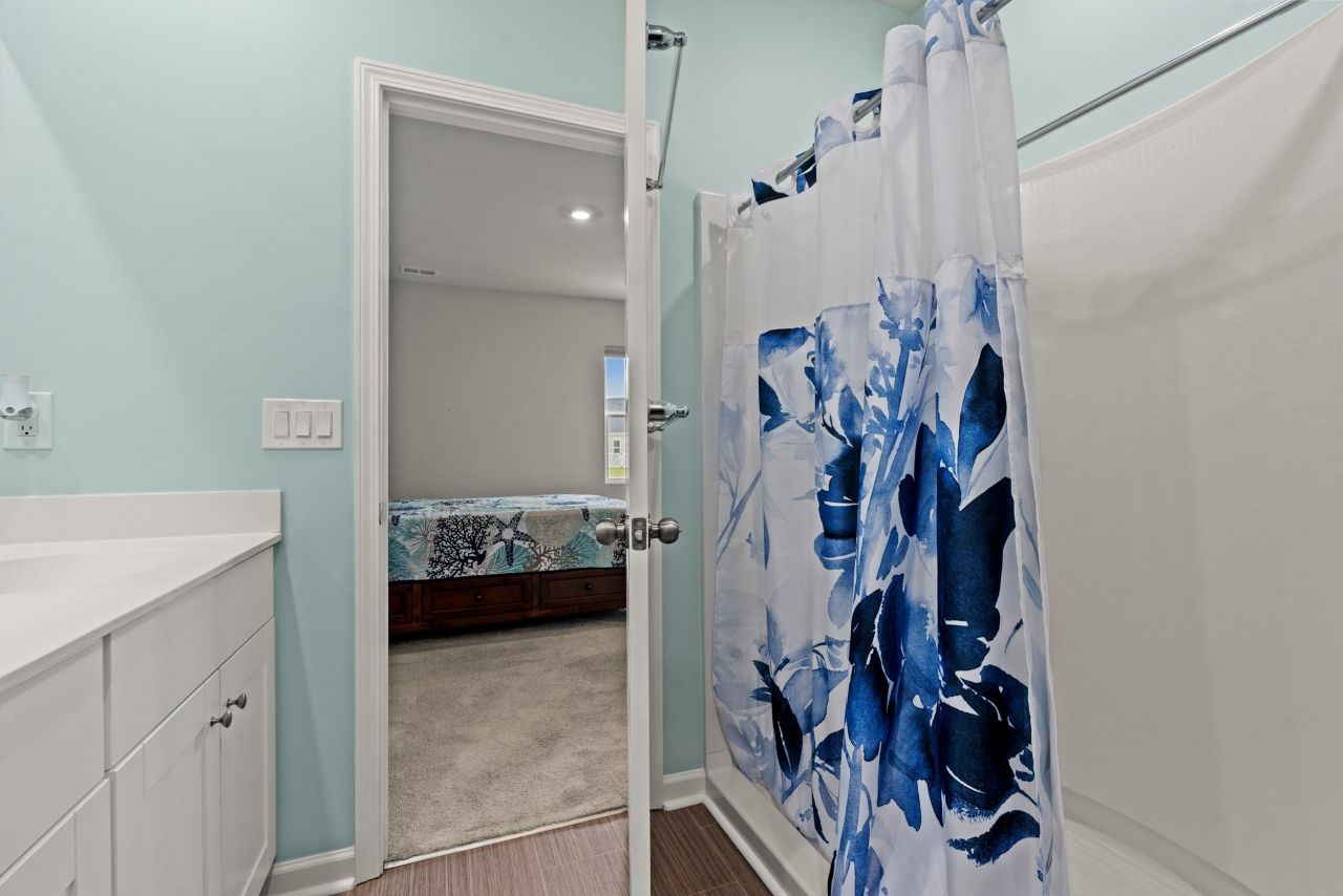 8037 Forest Edge Dr. Photo 16