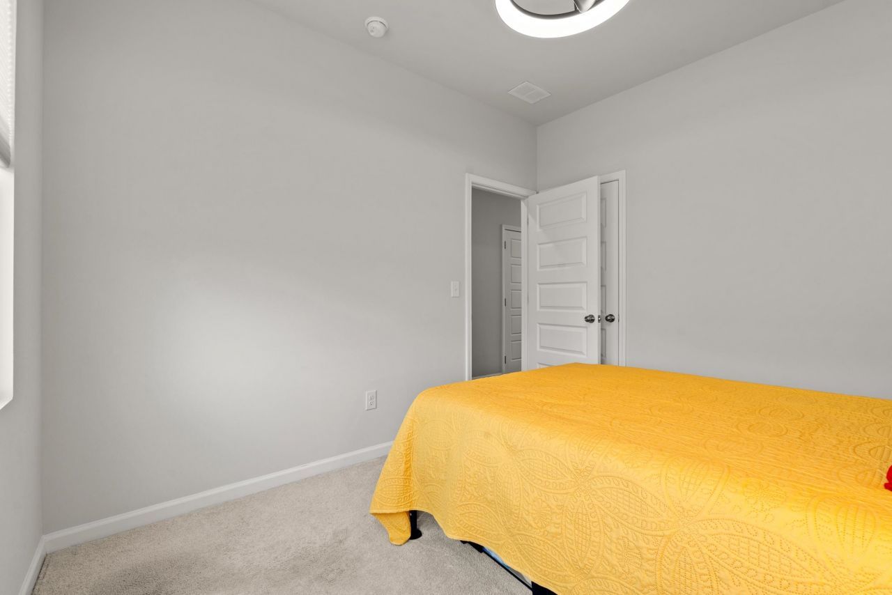 8037 Forest Edge Dr. Photo 19