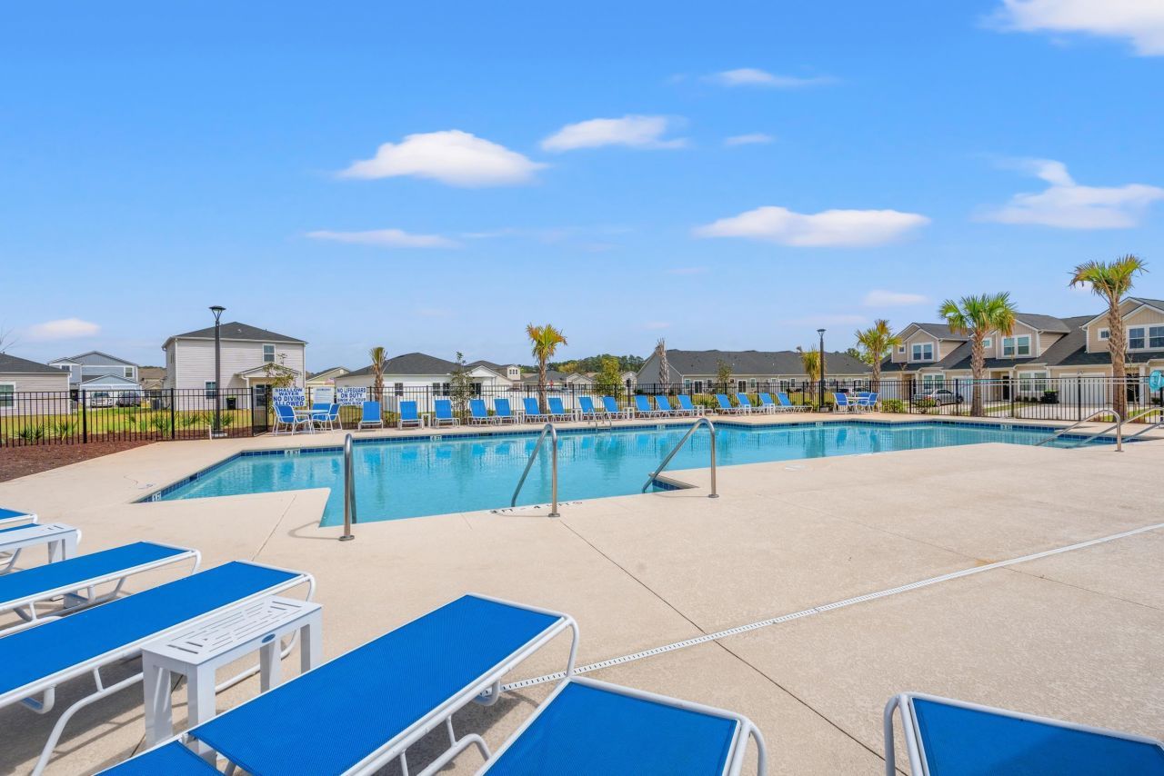 8037 Forest Edge Dr. Photo 28