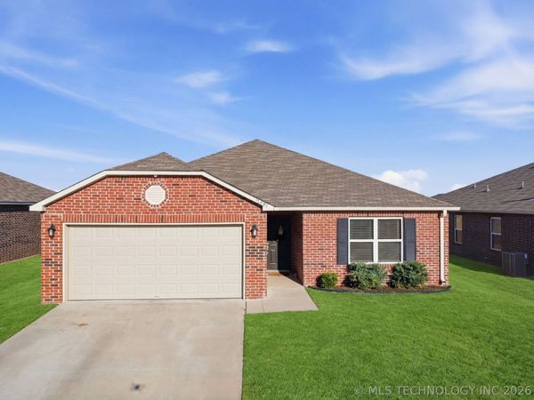 16205 S 86th East Avenue , Bixby, OK 74008