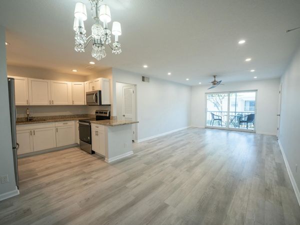 6231 Bay Club Drive, Unit 4, Fort Lauderdale, FL 33308