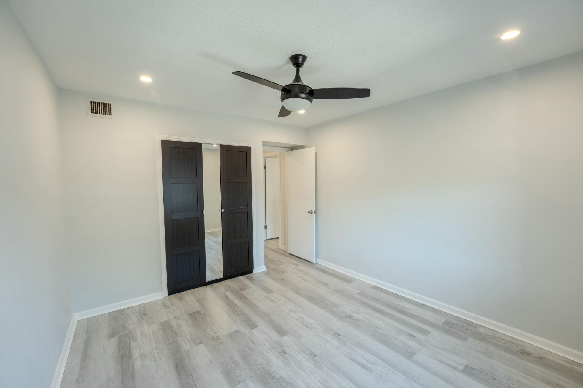 6231 Bay Club Drive, Unit 4, Fort Lauderdale, FL 33308 Photo