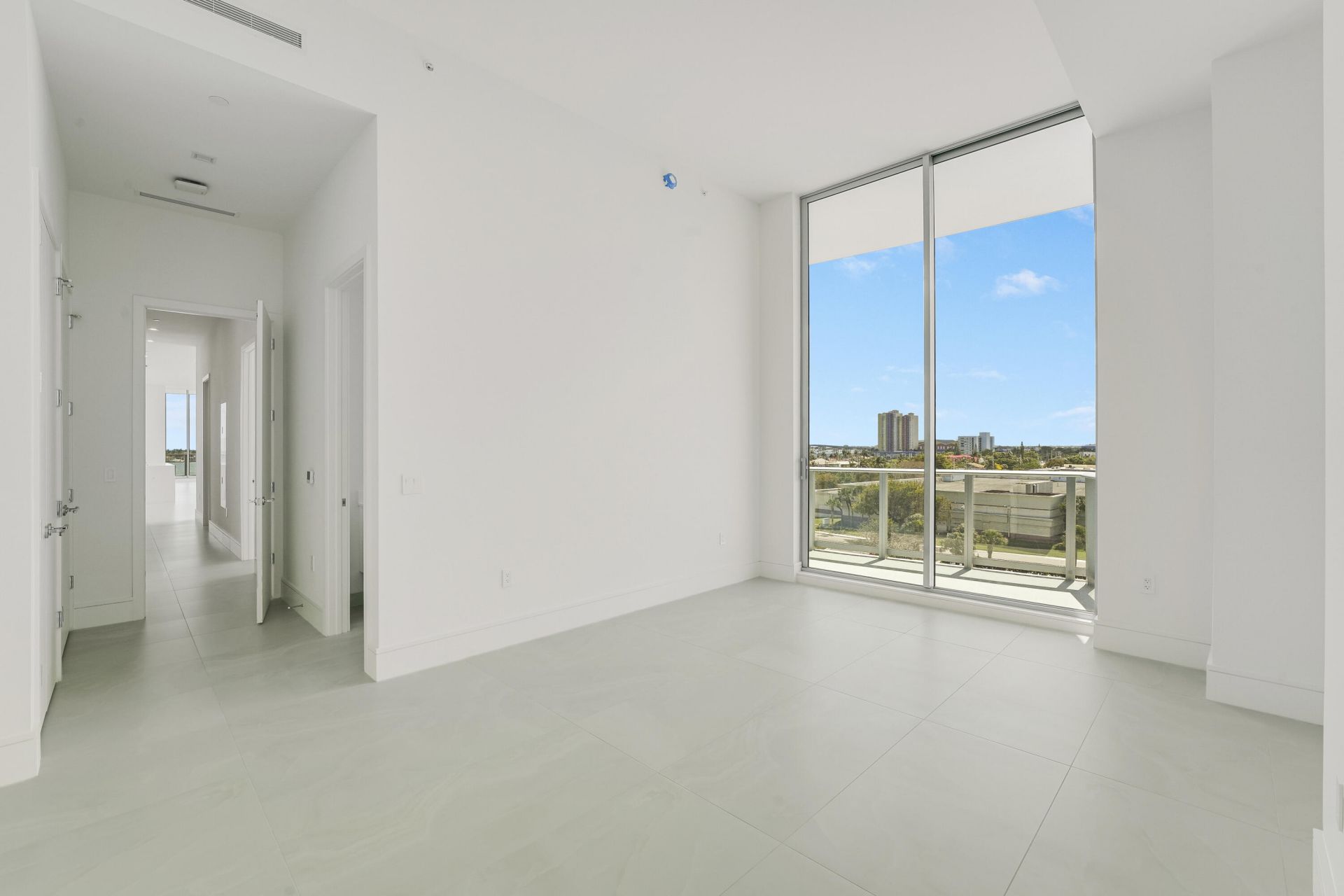 220 Lake Shore Drive, Unit 612, Lake Park, FL 33403 Photo