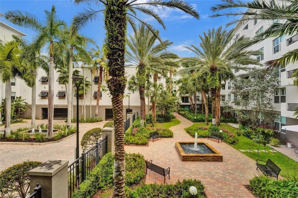 2421 NE 65th Street, Unit 611, Fort Lauderdale, FL 33308 Photo