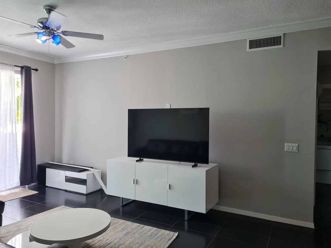 2421 NE 65th Street, Unit 611, Fort Lauderdale, FL 33308 Photo