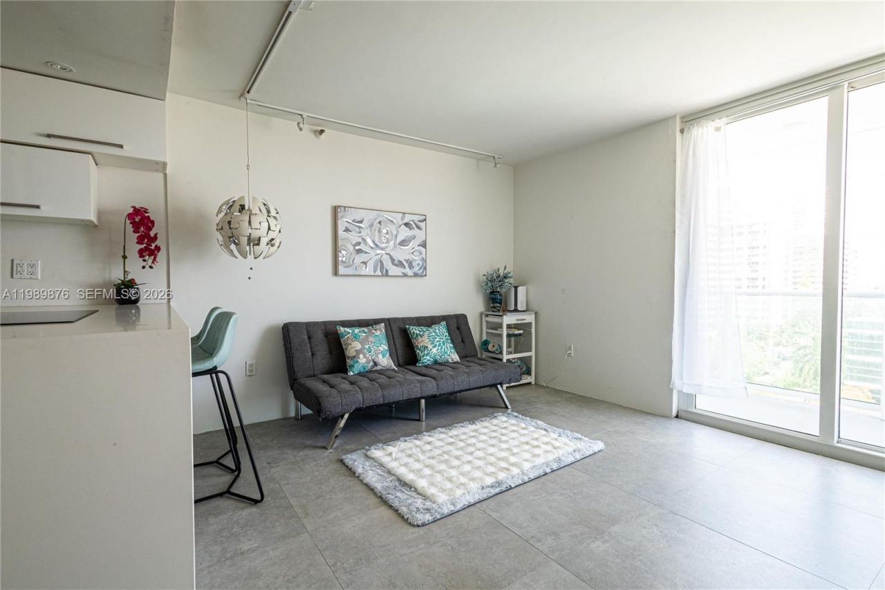 1035 West Ave, Unit PH02, Miami Beach, FL 33139 Photo