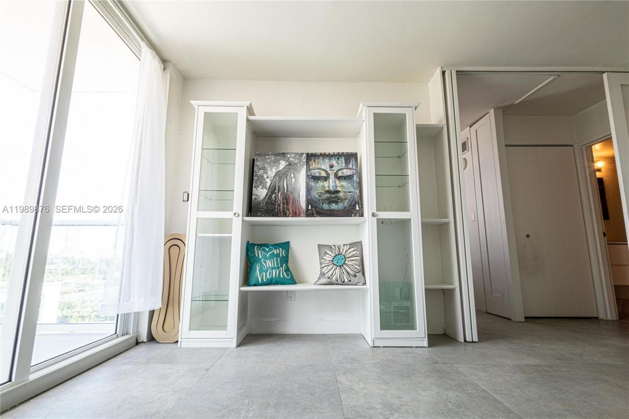 1035 West Ave, Unit PH02, Miami Beach, FL 33139 Photo