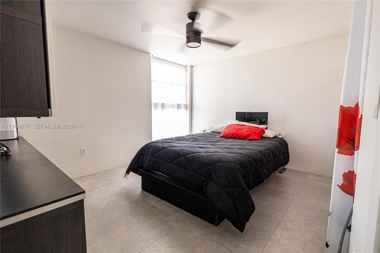 1035 West Ave, Unit PH02, Miami Beach, FL 33139 Photo