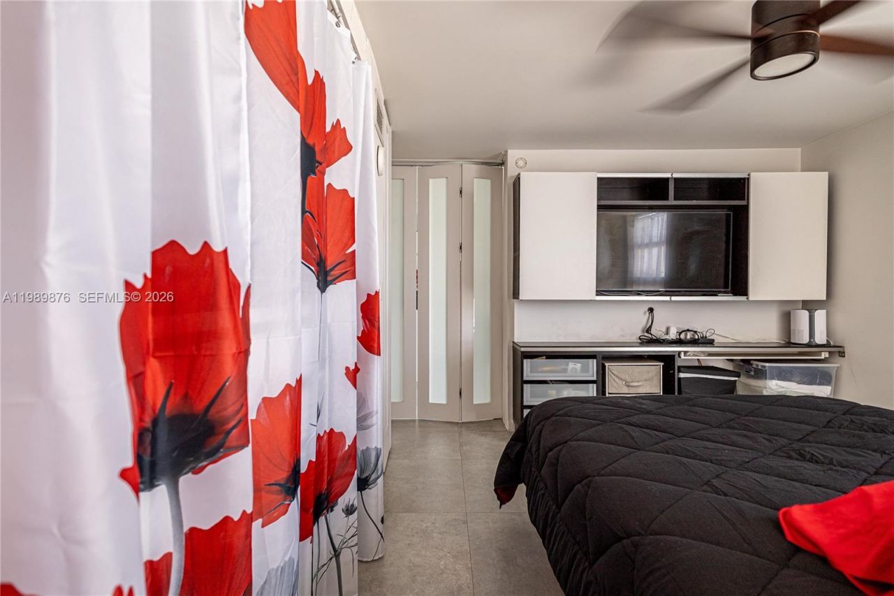 1035 West Ave, Unit PH02, Miami Beach, FL 33139 Photo