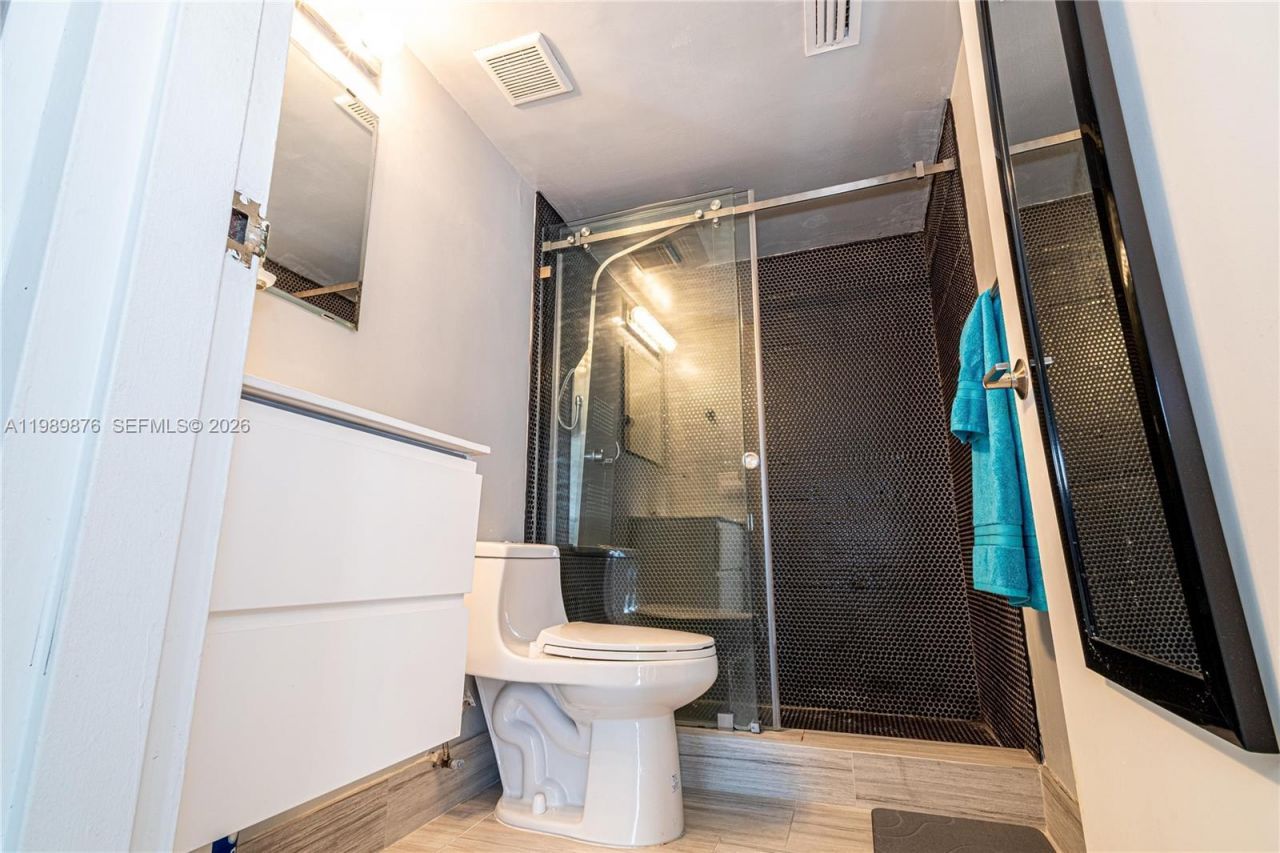 1035 West Ave, Unit PH02, Miami Beach, FL 33139 Photo