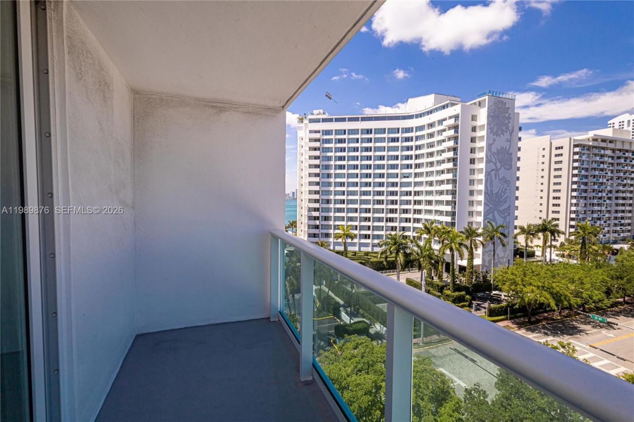 1035 West Ave, Unit PH02, Miami Beach, FL 33139 Photo