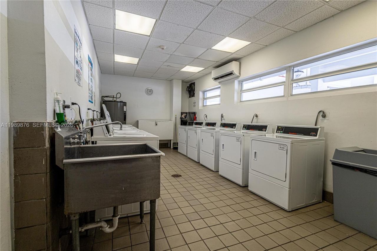 1035 West Ave, Unit PH02, Miami Beach, FL 33139 Photo