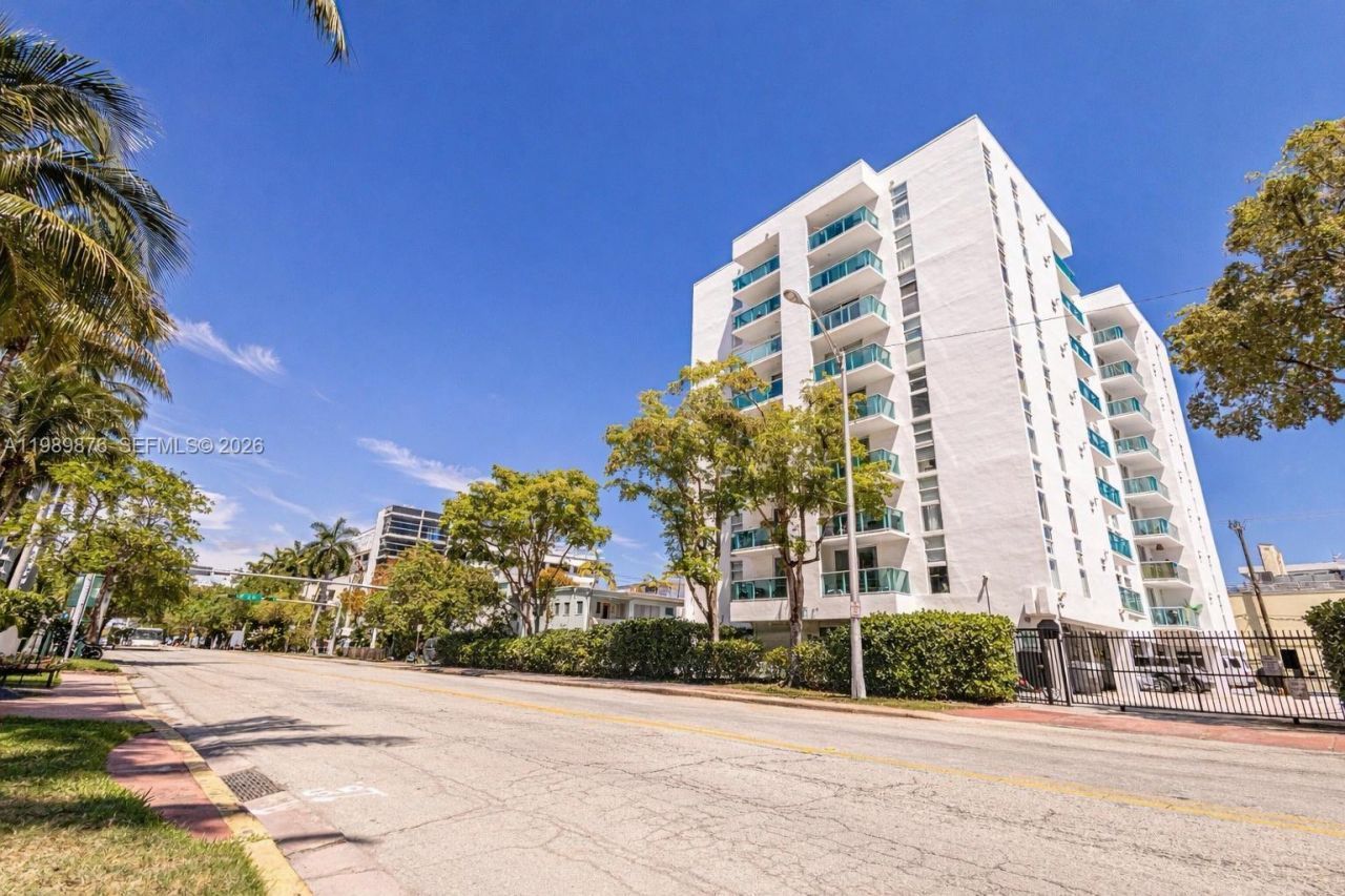 1035 West Ave, Unit PH02, Miami Beach, FL 33139 Photo