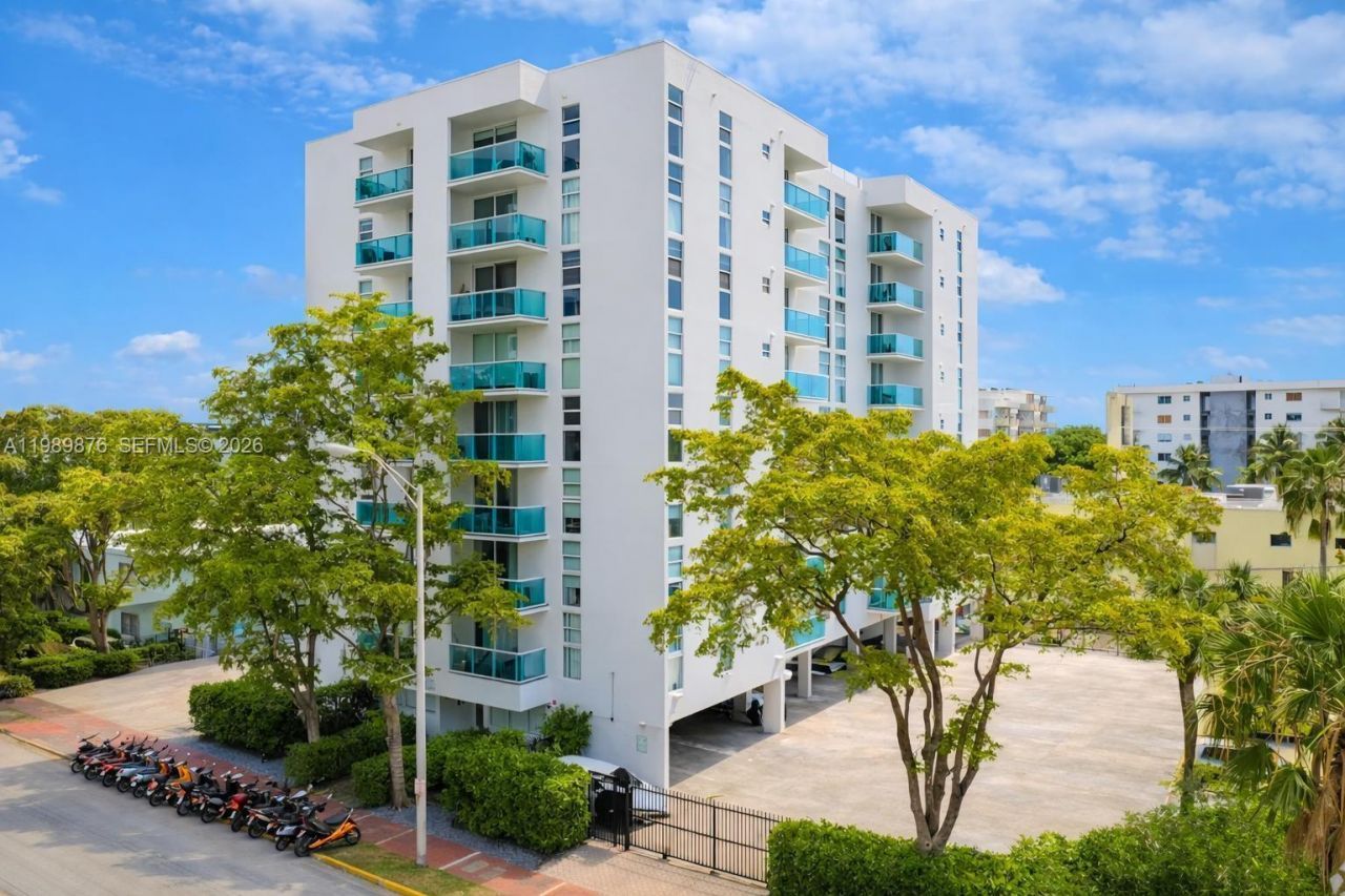 1035 West Ave, Unit PH02, Miami Beach, FL 33139 Photo