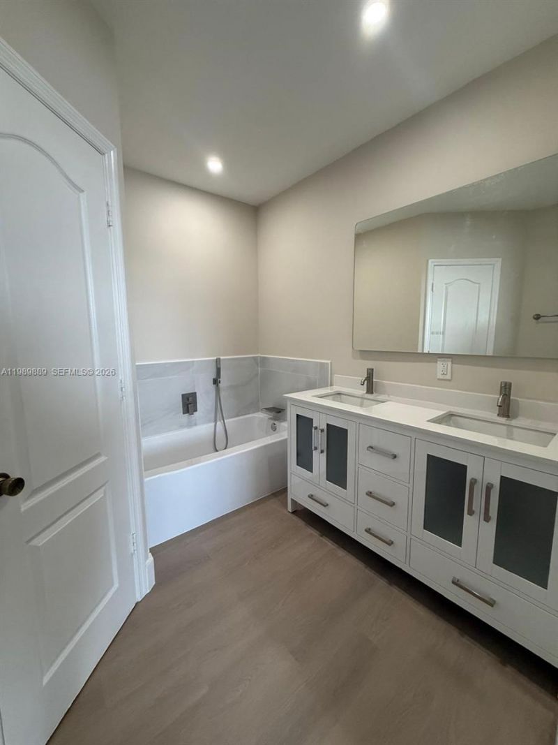 16432 SW 47th Ter, Miami, FL 33185 Photo