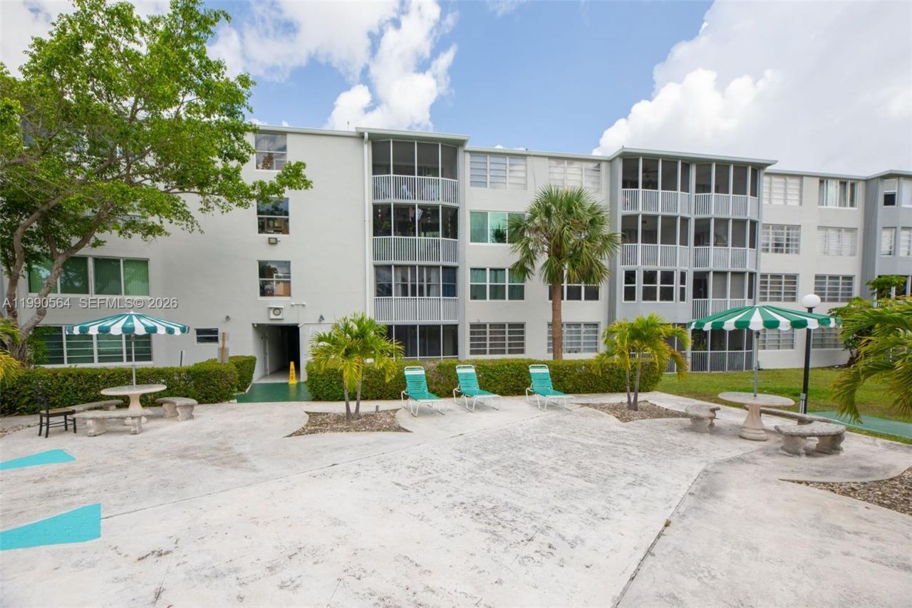 1680 NE 191st St , Unit 107-2, Miami, FL 33179 Photo