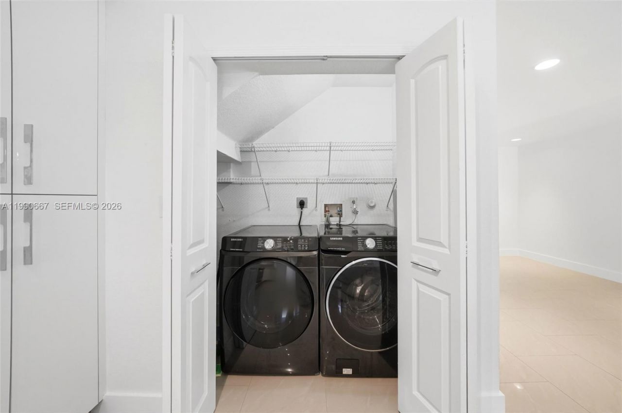 22242 SW 88th Path, Cutler Bay, FL 33190 Photo