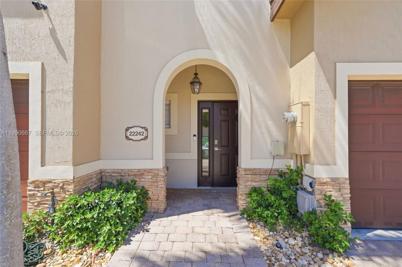 22242 SW 88th Path, Cutler Bay, FL 33190 Photo