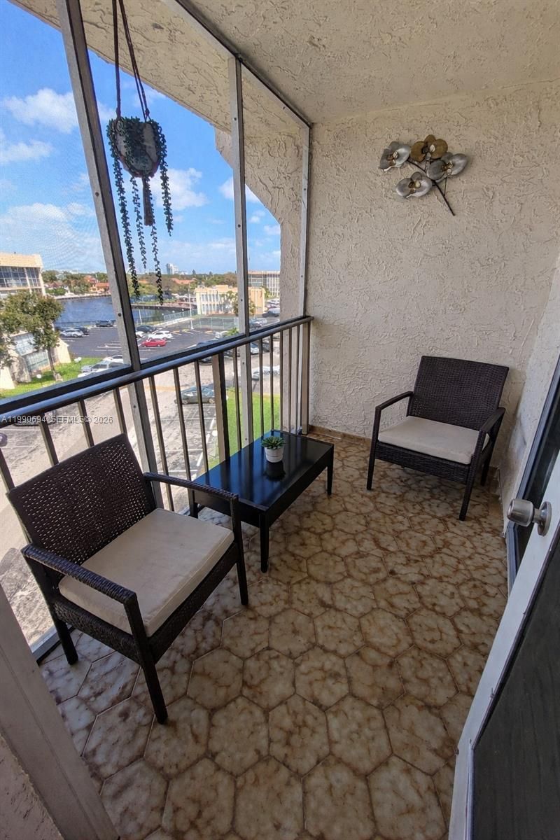 701 Three Islands Blvd, Unit 510, Hallandale Beach, FL 33009 Photo