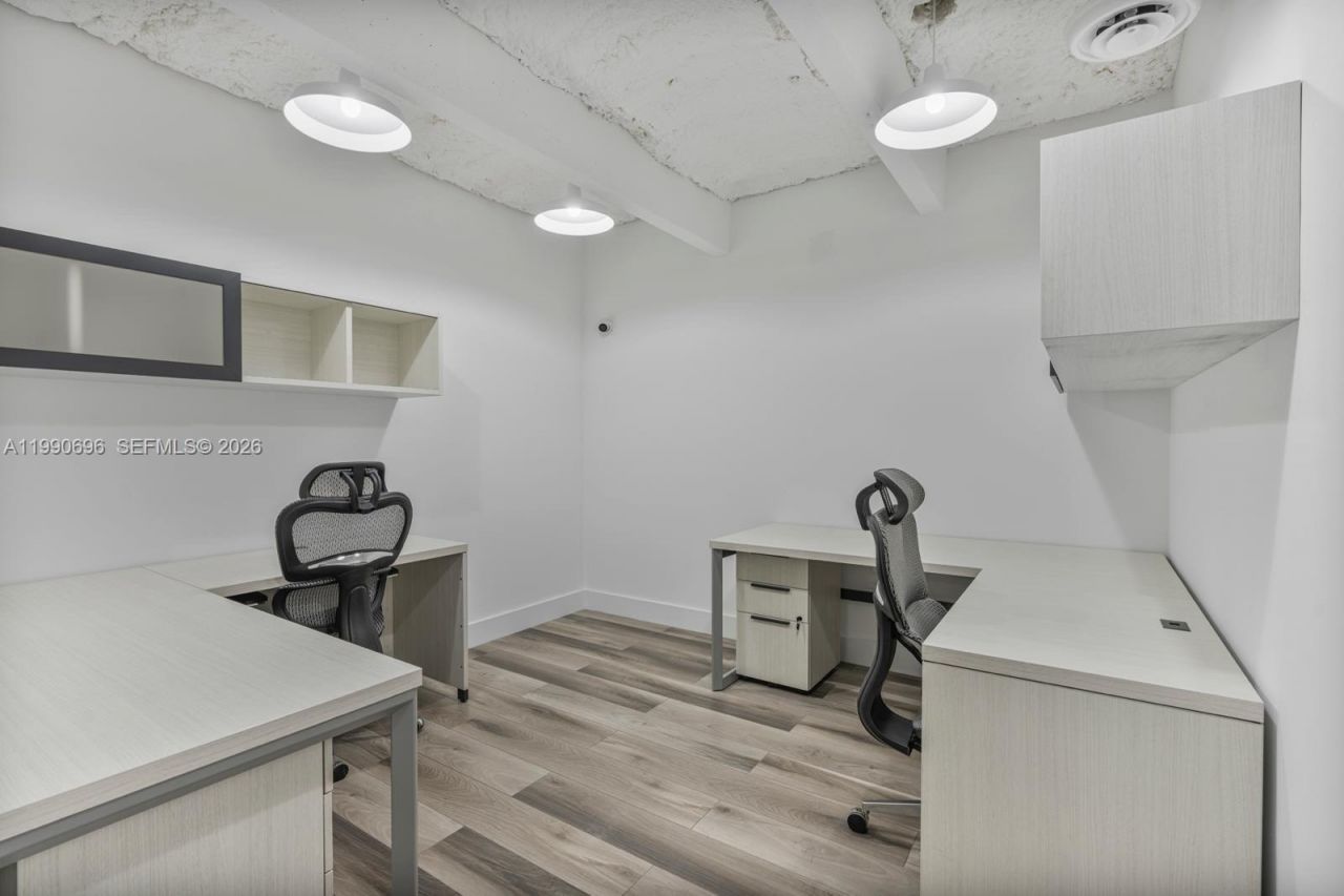 2075 W 76th St, Unit 1, Hialeah, FL 33016 Photo