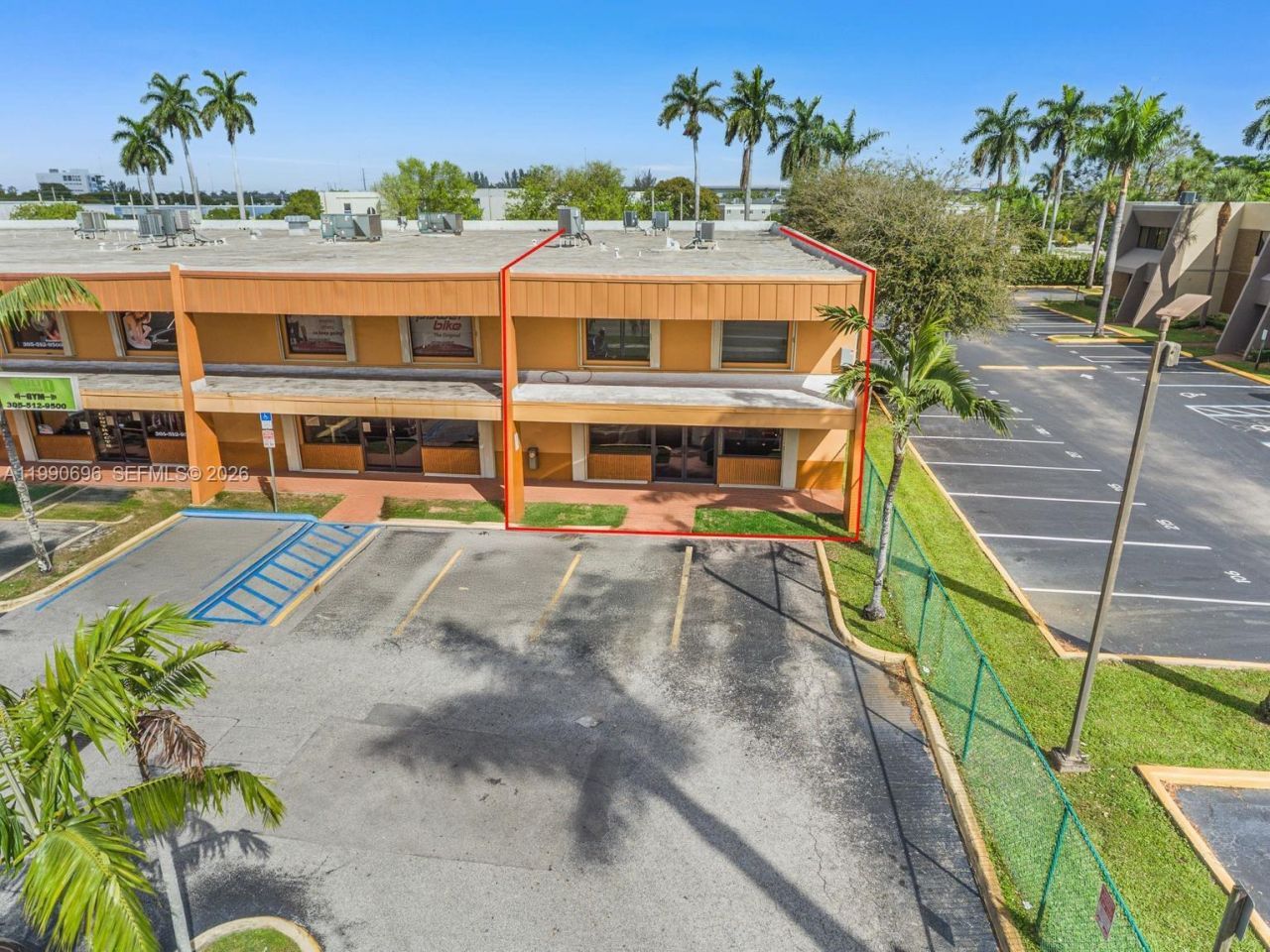 2075 W 76th St, Unit 1, Hialeah, FL 33016 Photo