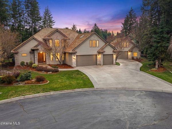 1268 E Woodstone Ct , Hayden, ID 83835