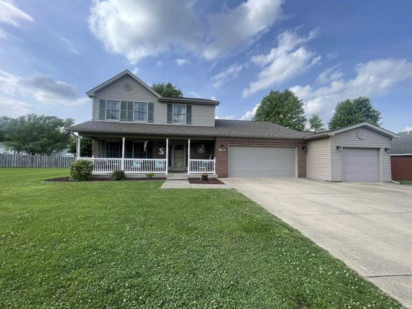 3004 Aruba Way, Muncie, IN 47302