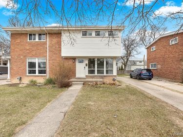 253 E 14 Mile Road, Birmingham, MI 48009