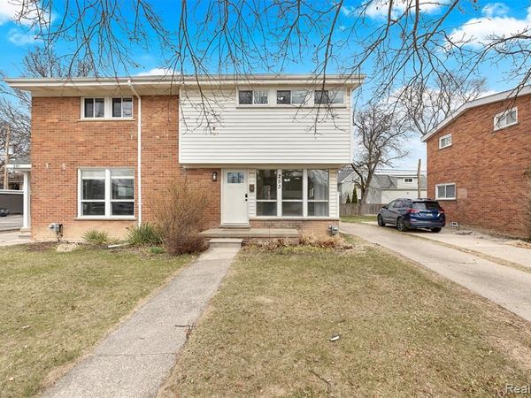 253 E 14 Mile Road, Birmingham, MI 48009