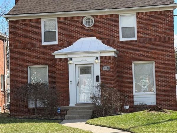 16130 Whitcomb Street, Detroit, MI 48235
