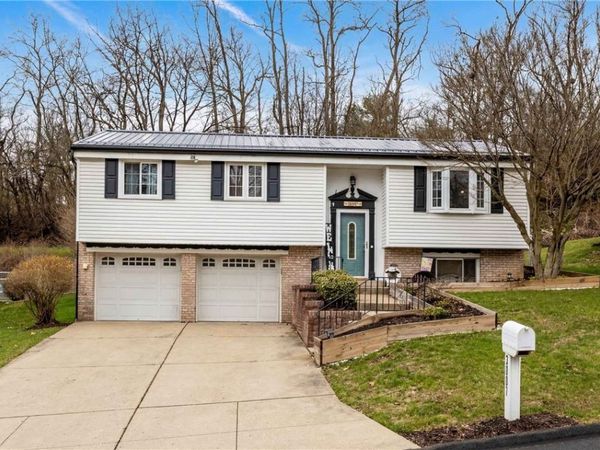 3007 Pitchfork Dr, Mc Kees Rocks, PA 15136