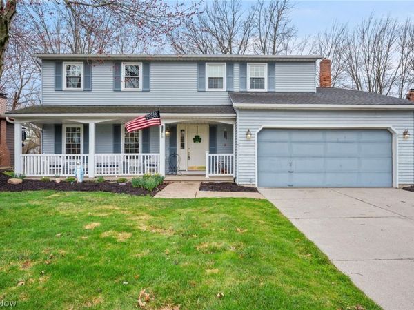 6094 Emerald Street, North Ridgeville, OH 44039