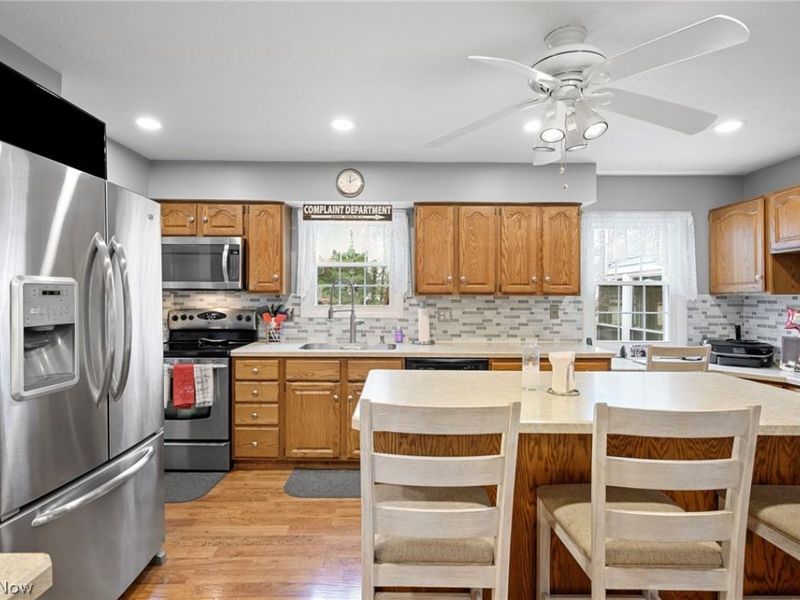 6094 Emerald Street, North Ridgeville, OH 44039 Photo 10