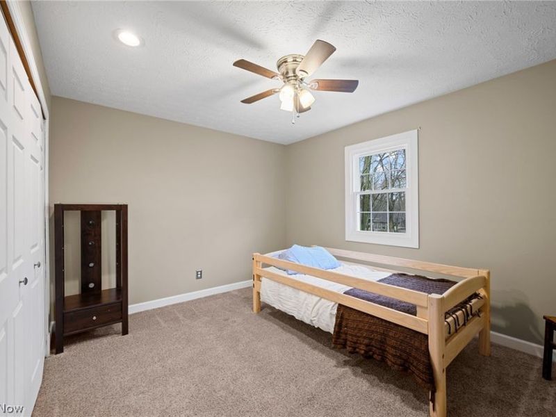 6094 Emerald Street, North Ridgeville, OH 44039 Photo 18