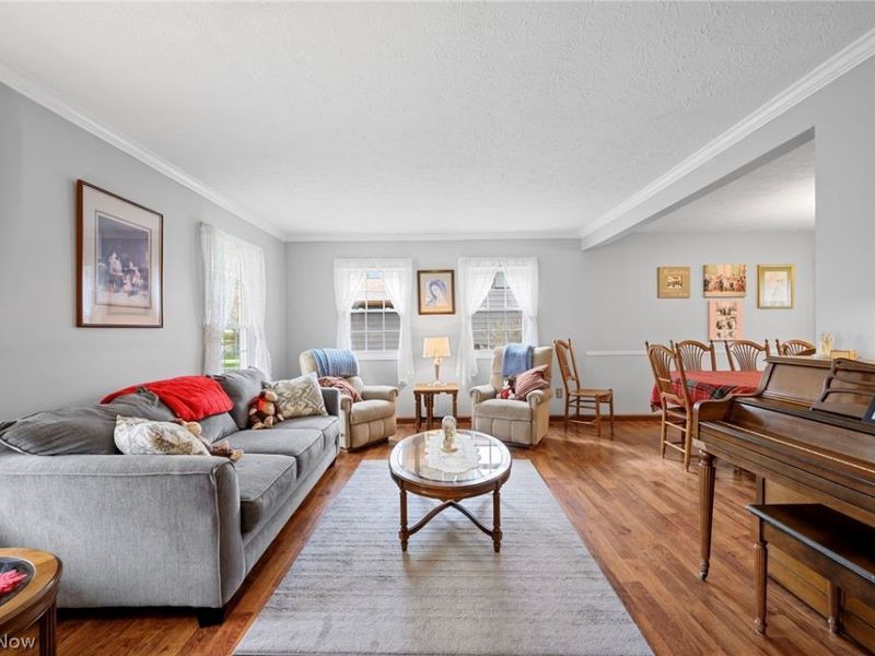 6094 Emerald Street, North Ridgeville, OH 44039 Photo 5