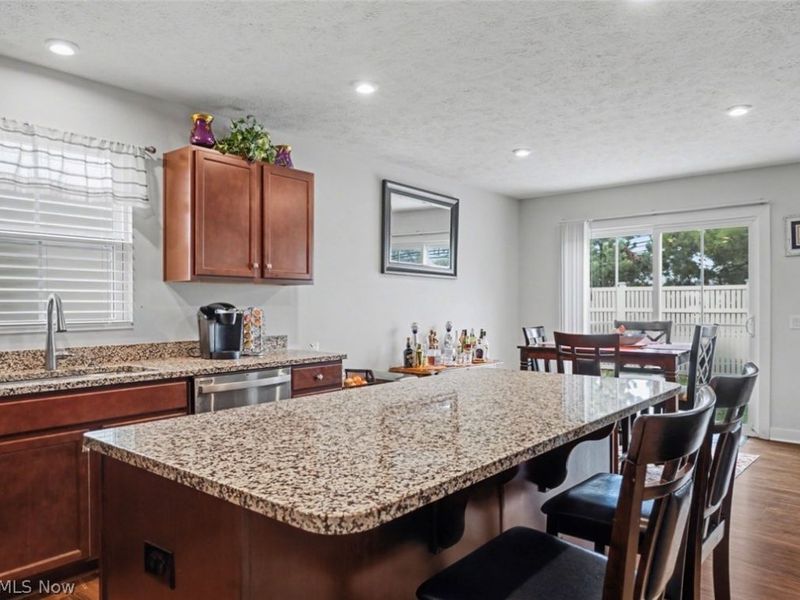 346 Lakewick Lane, Willowick, OH 44095 Photo 11