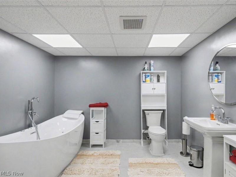 346 Lakewick Lane, Willowick, OH 44095 Photo 20