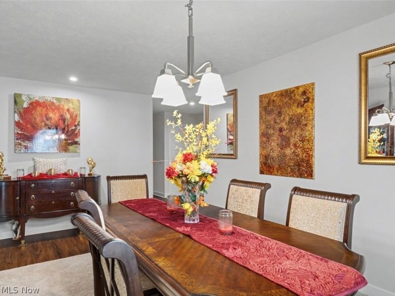 346 Lakewick Lane, Willowick, OH 44095 Photo 4