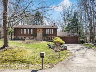 3586 Leafland Street NW, Uniontown, OH 44685