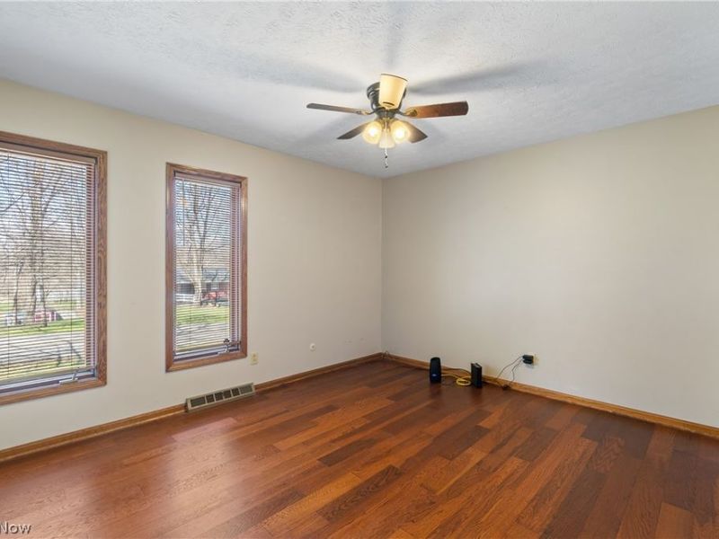 3586 Leafland Street NW, Uniontown, OH 44685 Photo 16