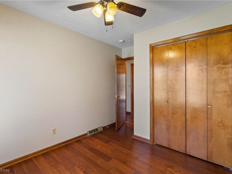 3586 Leafland Street NW, Uniontown, OH 44685 Photo 19